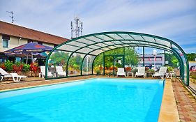 Contact Hotel Arc-En-Ciel - Reouverture - Entierement Renove