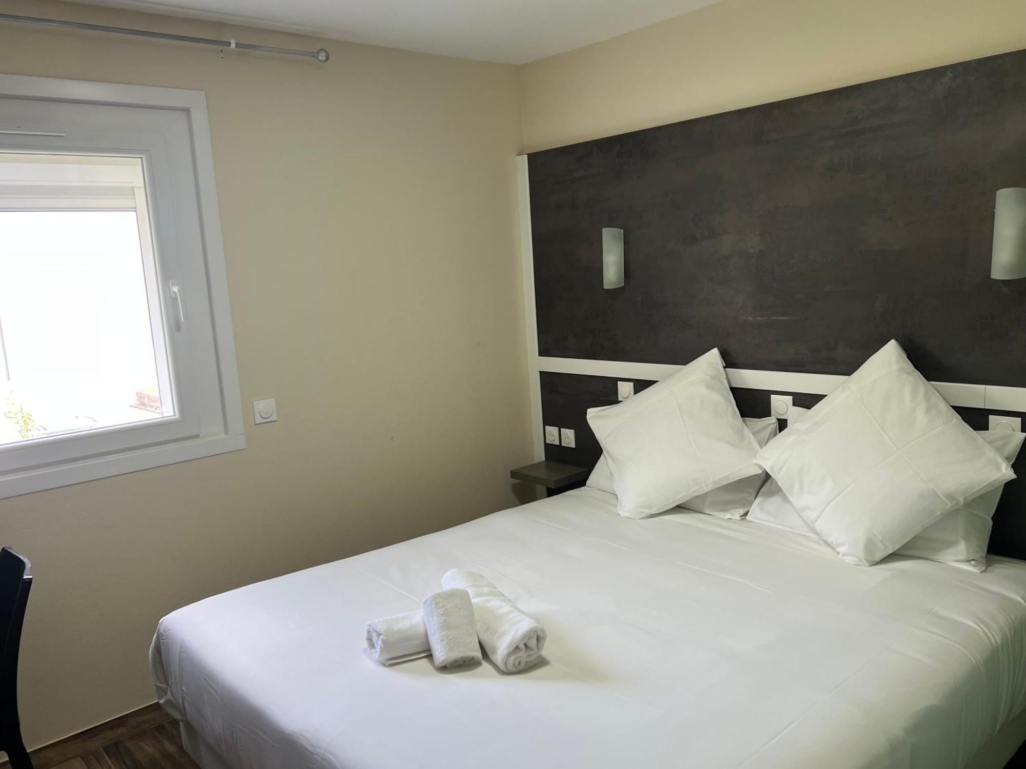 Contact Hotel Arc-En-Ciel - Reouverture - Entierement Renove Mulhouse Eksteriør billede